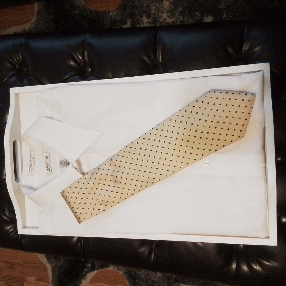 YVES SAINT LAURENT DESIGNER MENS SILK NECKTIE